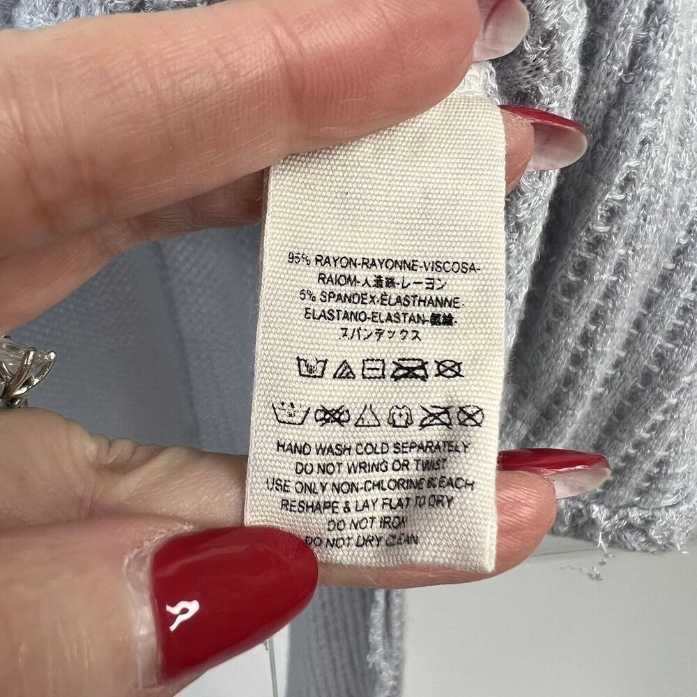Free People Sz XS Ventura Thermal Top Waffle Knit‎ Long Sleeve Sky Blue High Low - Picture 7 of 12